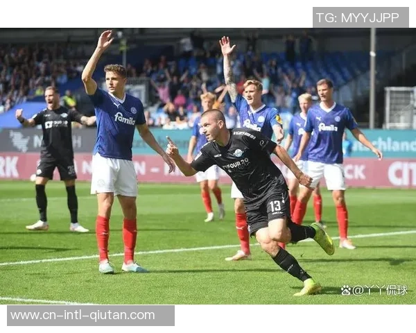 帕德博恩与基尔荷尔斯泰因的精彩对决即将上演，谁能笑到最后